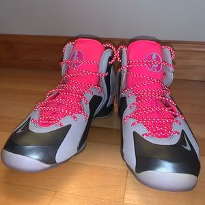 Nike Lil Penny Posite Wolf Gray Hyper Pink